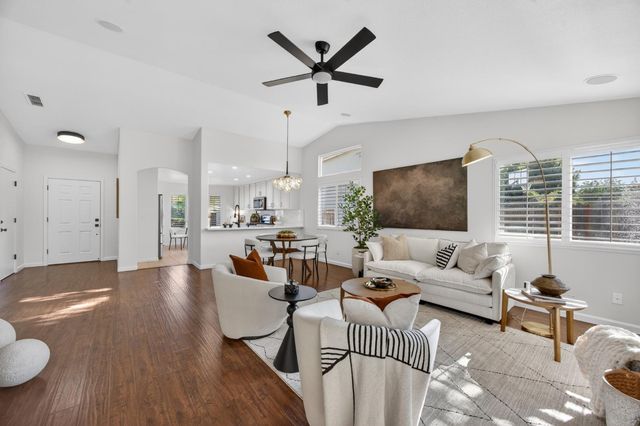 9801 Savonna Ct, Elk Grove, CA 95757