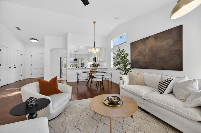 9801 Savonna Ct, Elk Grove, CA 95757