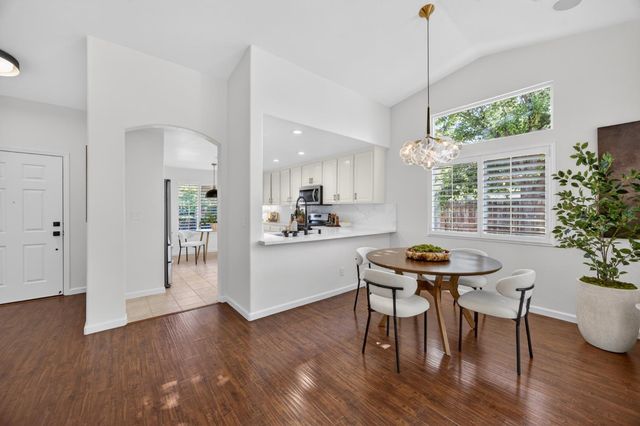 9801 Savonna Ct, Elk Grove, CA 95757