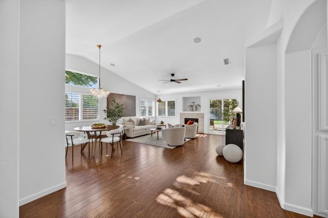 9801 Savonna Ct, Elk Grove, CA 95757