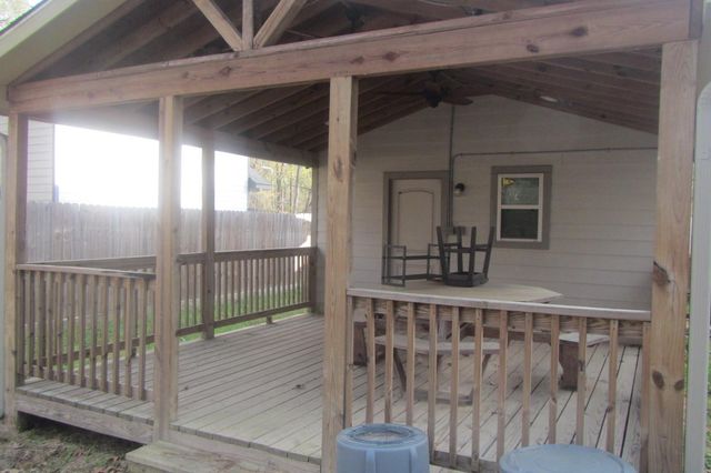 28612 Netawaka, Huntsville, TX 77320