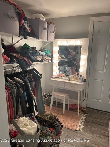 209 Mineral Street, Grand Ledge, MI 48837