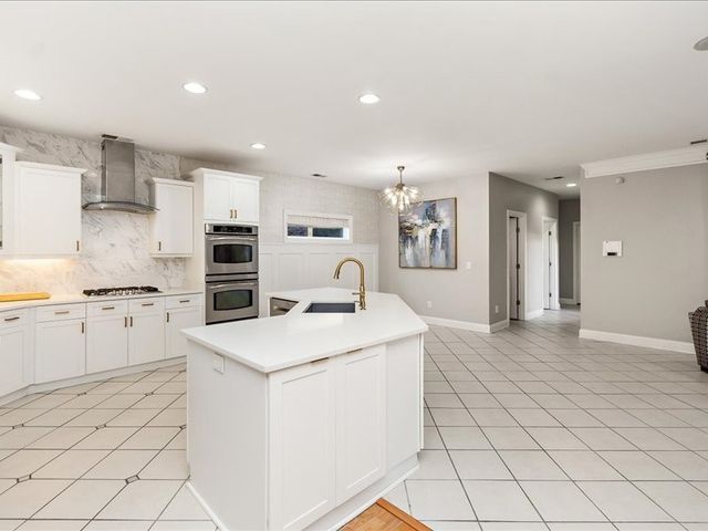 2976 Kingston Cir, S, Mount Juliet, TN 37122