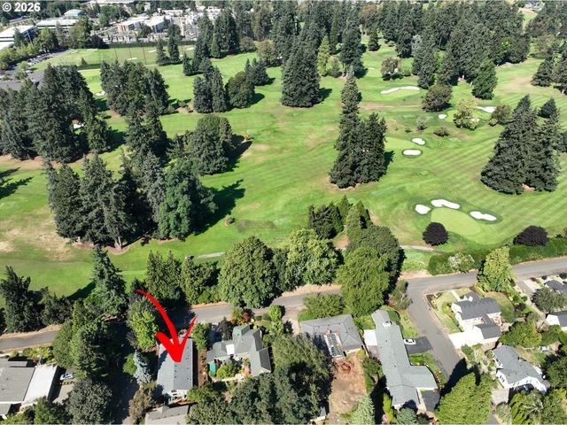 2015 EASTWOOD Ln, Eugene, OR 97401