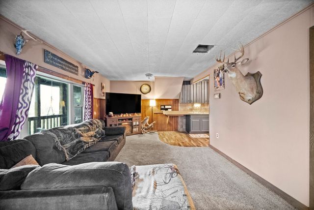 19896 TOWPATH Road, Meadville, PA 16335