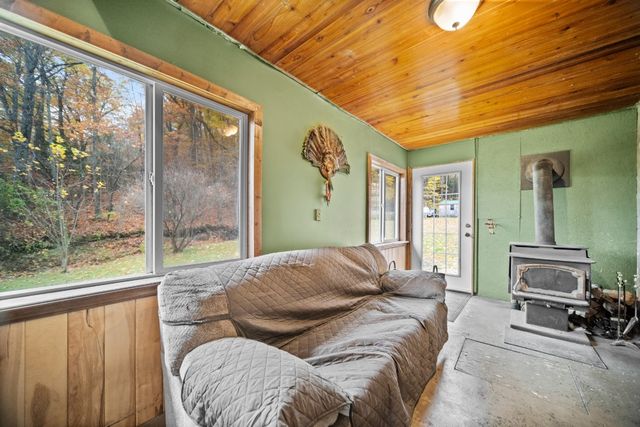 19896 TOWPATH Road, Meadville, PA 16335