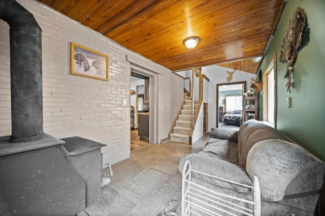 19896 TOWPATH Road, Meadville, PA 16335