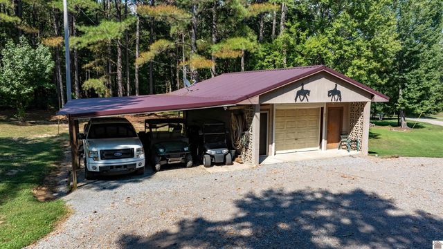 13492 State Route 94 E, Murray, KY 42071