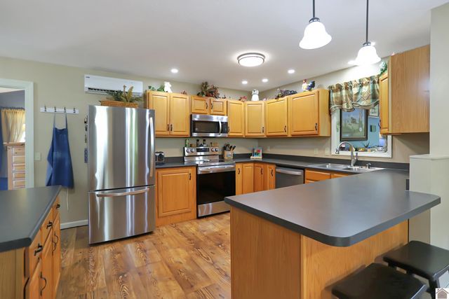 13492 State Route 94 E, Murray, KY 42071