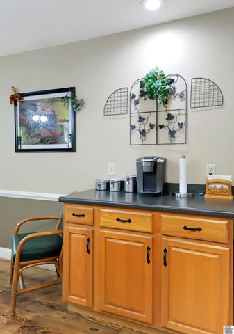 13492 State Route 94 E, Murray, KY 42071