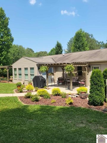 13492 State Route 94 E, Murray, KY 42071