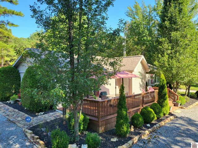 13492 State Route 94 E, Murray, KY 42071