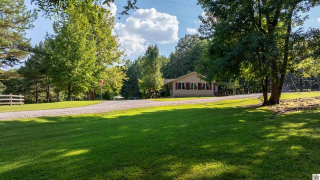 13492 State Route 94 E, Murray, KY 42071