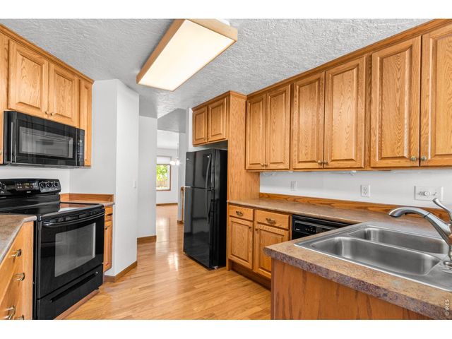 207 N 44th Ave, Greeley, CO 80634