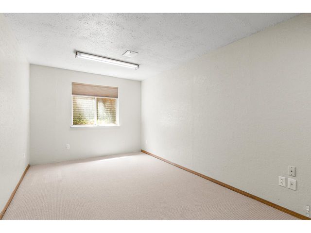 207 N 44th Ave, Greeley, CO 80634