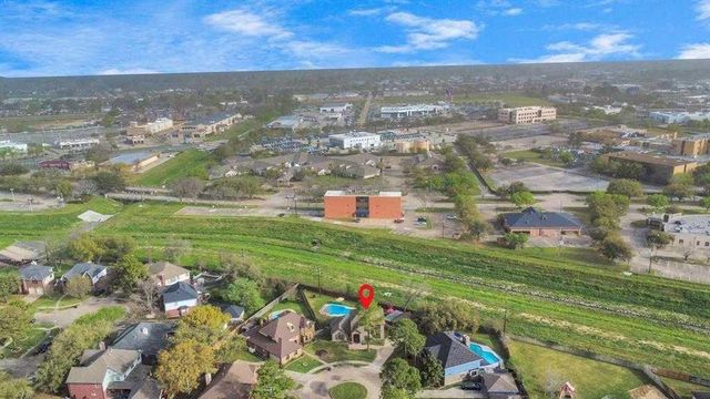 10422 Springland Court, Houston, TX 77065