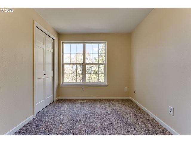 3417 VIDERA Dr, Eugene, OR 97405