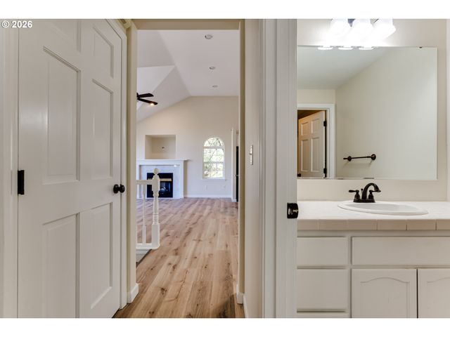 3417 VIDERA Dr, Eugene, OR 97405