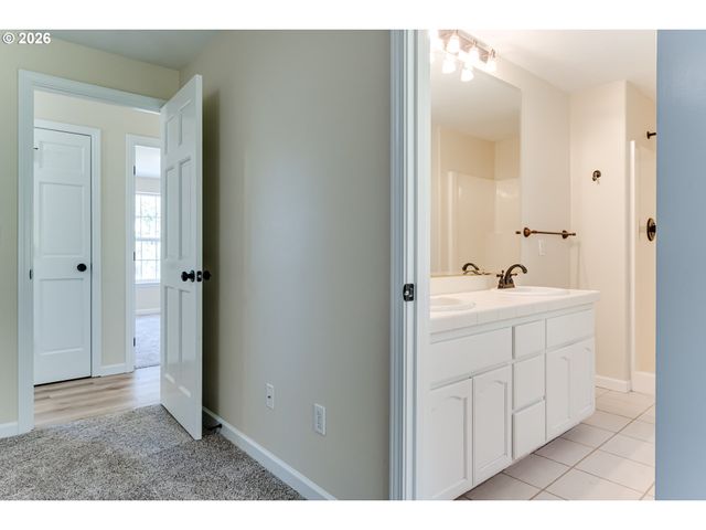 3417 VIDERA Dr, Eugene, OR 97405