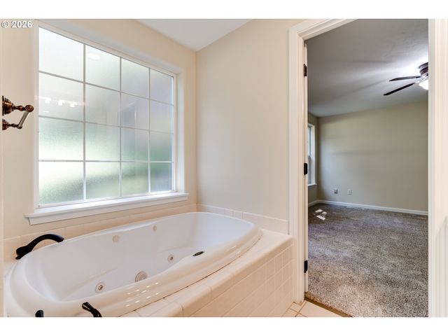 3417 VIDERA Dr, Eugene, OR 97405