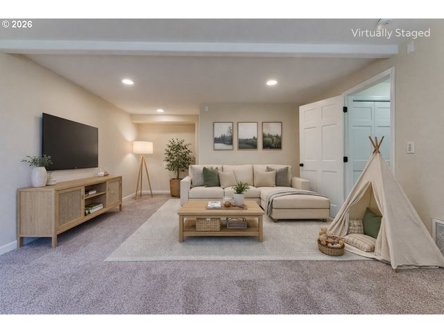 3417 VIDERA Dr, Eugene, OR 97405