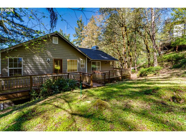 3417 VIDERA Dr, Eugene, OR 97405