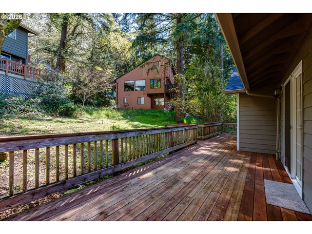 3417 VIDERA Dr, Eugene, OR 97405