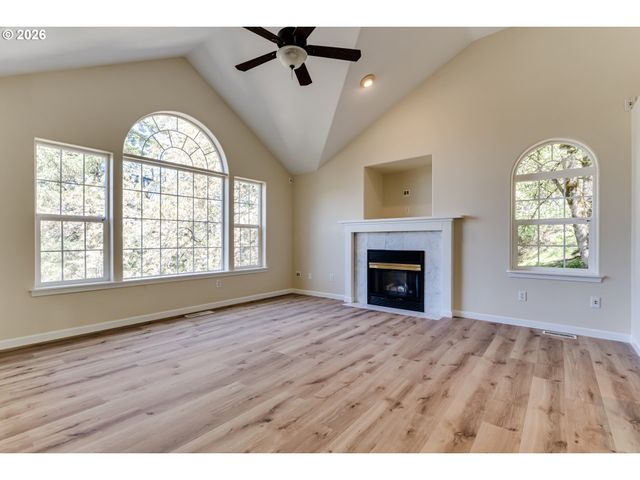 3417 VIDERA Dr, Eugene, OR 97405