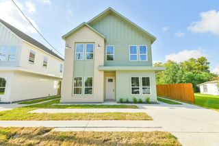 162 Wallace St, Houston, TX 77022