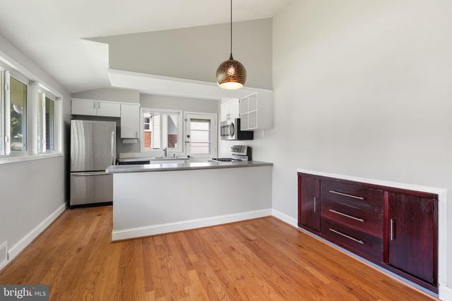 4526 ROUNDHILL RD, Alexandria, VA 22310