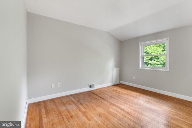 4526 ROUNDHILL RD, Alexandria, VA 22310