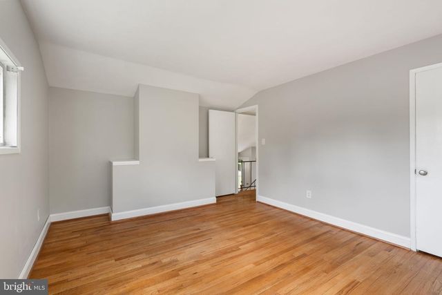 4526 ROUNDHILL RD, Alexandria, VA 22310