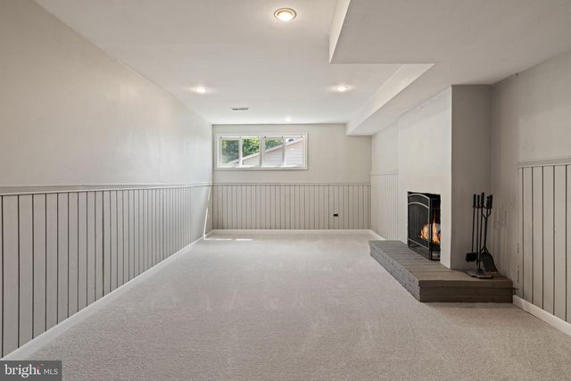 4526 ROUNDHILL RD, Alexandria, VA 22310