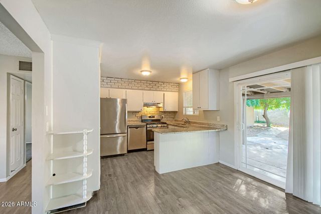 14808 N 38TH Street, Phoenix, AZ 85032