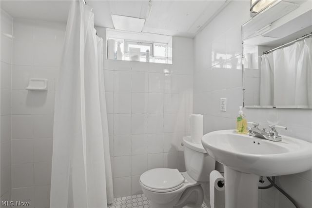 2679 Walnut Boulevard, Ashtabula, OH 44004