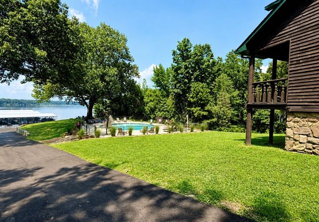 1520 Old Springville Rd, Springville, TN 38256