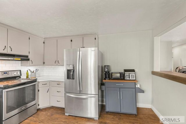 3242 E Lincoln Road, Idaho Falls, ID 83401