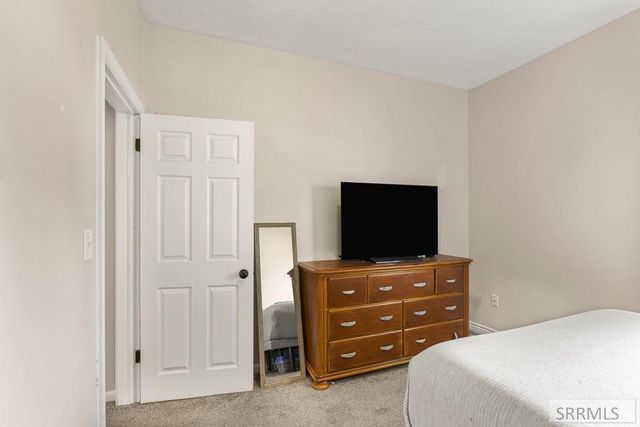 3242 E Lincoln Road, Idaho Falls, ID 83401