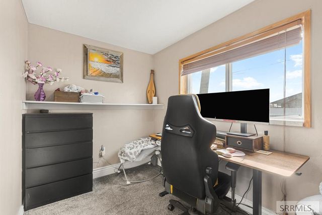 3242 E Lincoln Road, Idaho Falls, ID 83401