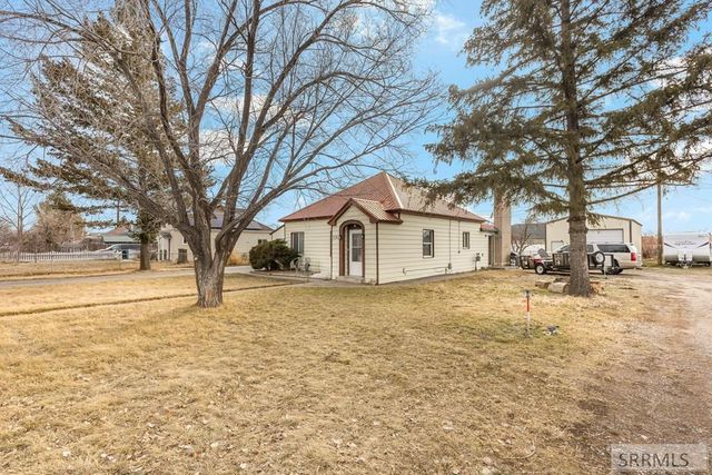 3242 E Lincoln Road, Idaho Falls, ID 83401