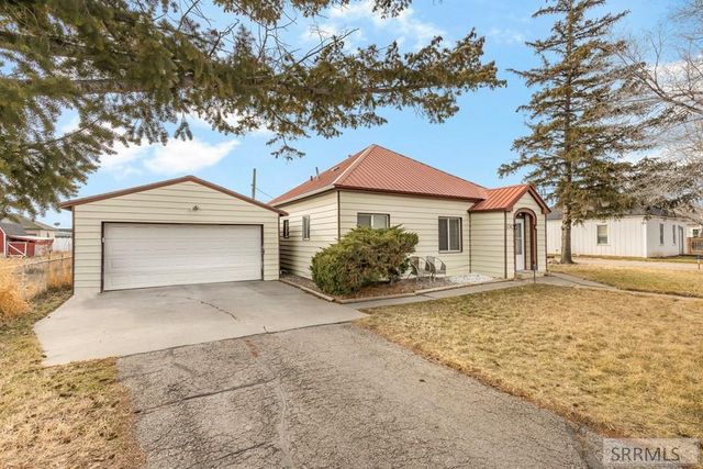 3242 E Lincoln Road, Idaho Falls, ID 83401