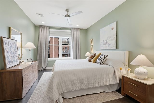 309 E St 43, Boston, MA 02127