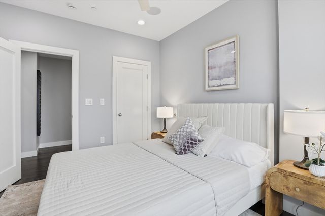 309 E St 43, Boston, MA 02127