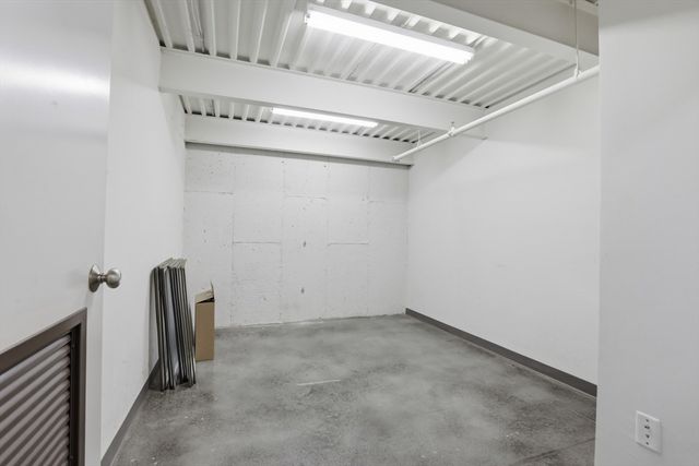 309 E St 43, Boston, MA 02127