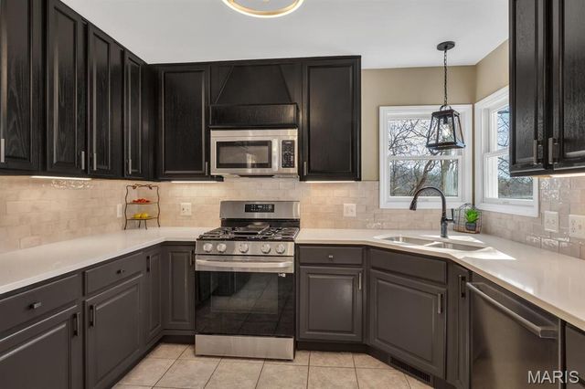 1972 Sugar Hollow Court, Marthasville, MO 63357
