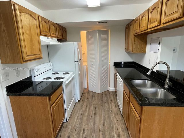 8739 NW 39th Street 8739, Sunrise, FL 33351