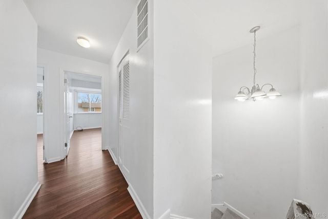 19 Red Barn Lane, Middletown, NY 10940