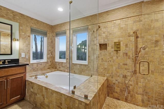 2345 Amber Oak Lane, Escondido, CA 92027