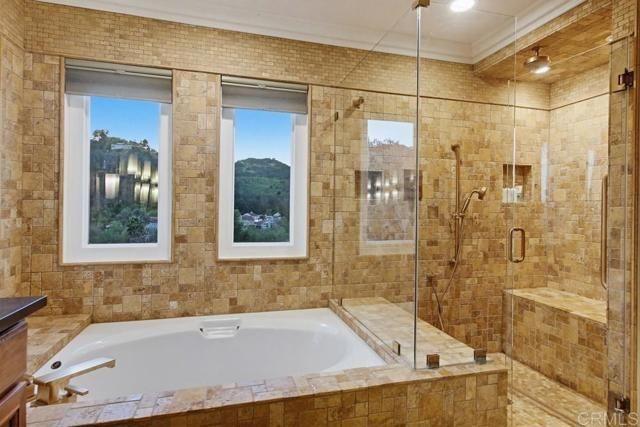 2345 Amber Oak Lane, Escondido, CA 92027