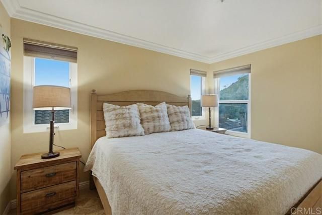 2345 Amber Oak Lane, Escondido, CA 92027